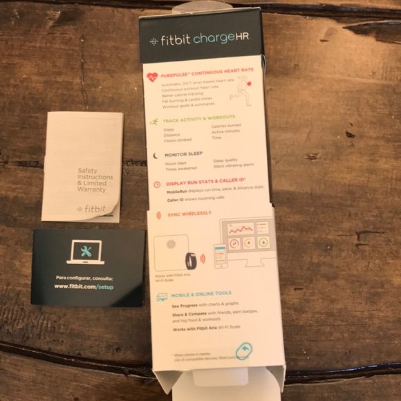 Fitbit Watch - Picture 6 of 7